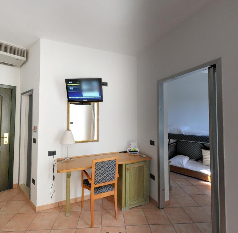 Hotel Plaza リド・デッリ・エステンシ 部屋 写真